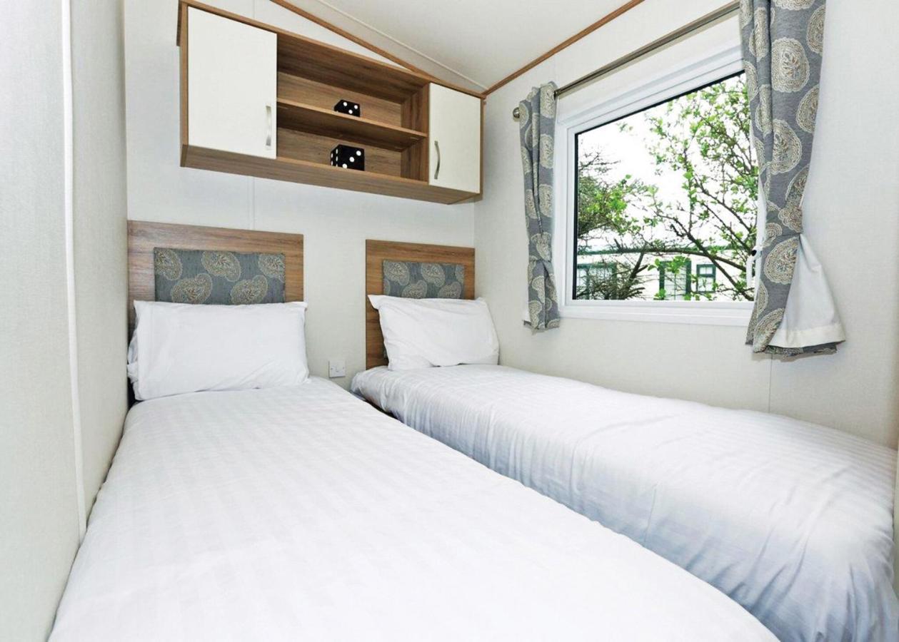 Barmouth Bay Holiday Park Llanddwywe 外观 照片